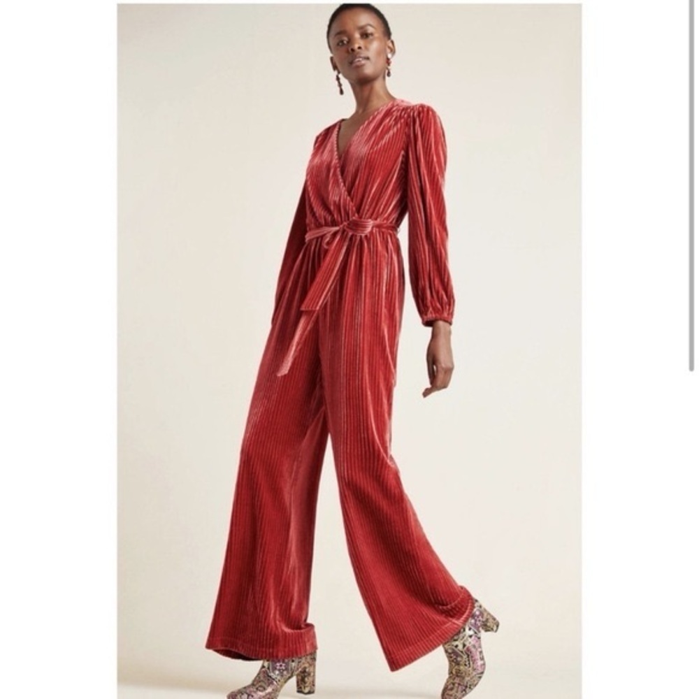 *ALI & JAY* Anthropologie Red Velvet Long Sleeve Tie Waist Romper Size Large